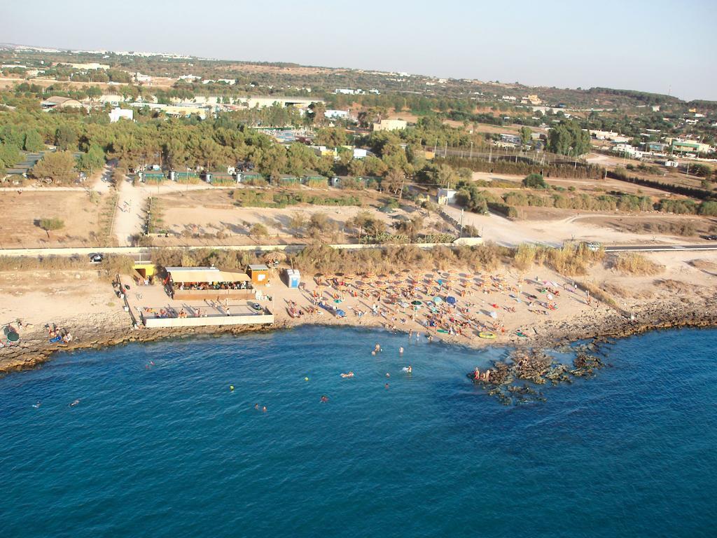 Happy Camp Mobile Homes In Camping Village La Masseria 加利波利 外观 照片